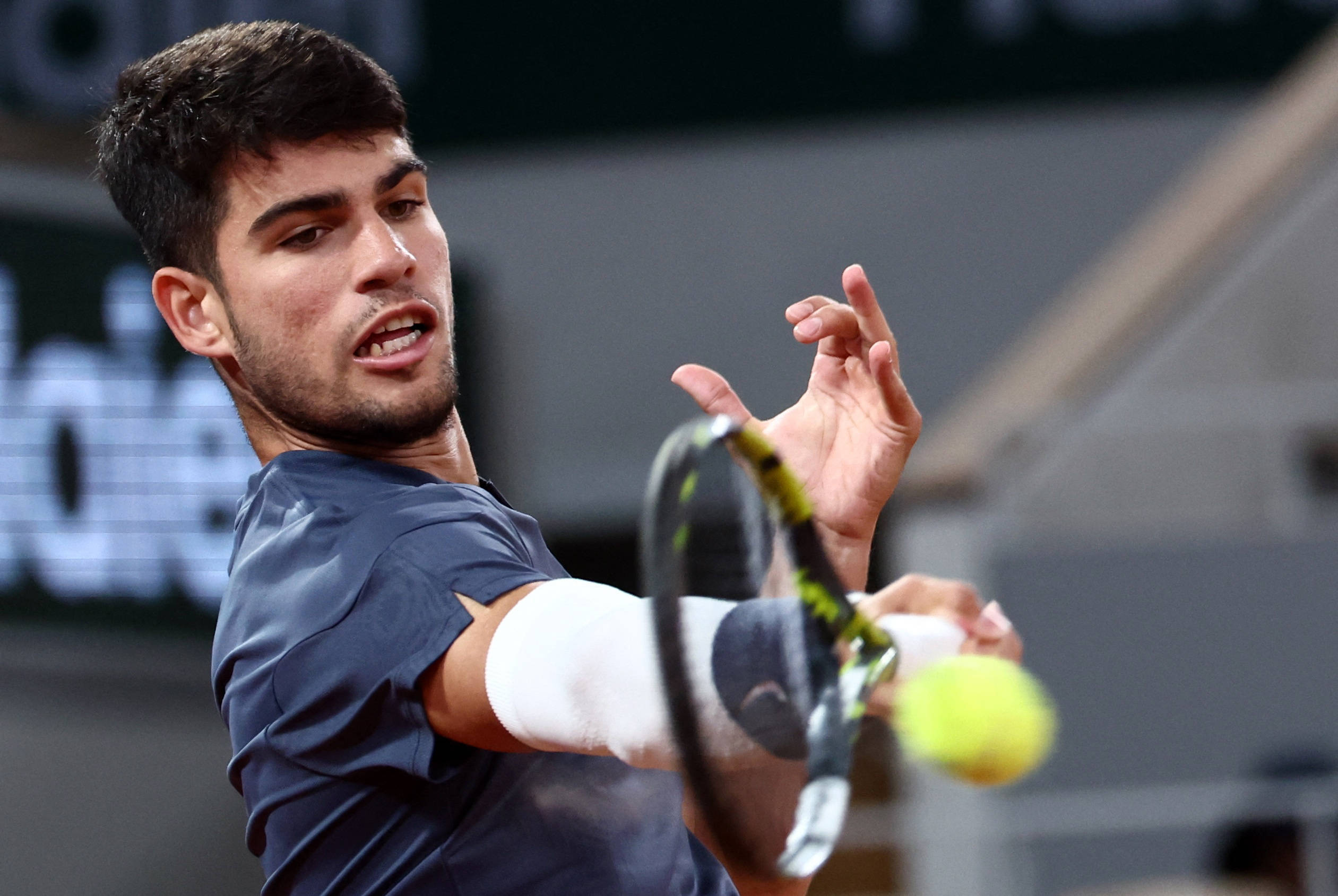 冠淘汰赛中 冠淘汰赛中