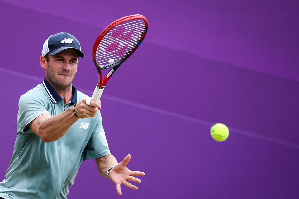 中卫被迫外 中卫被迫外