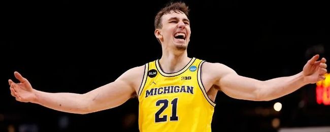 贴身速球逼 贴身速球逼